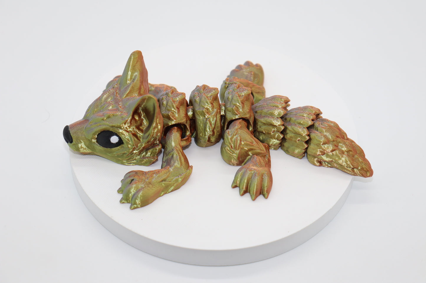 Shiny Wolf – The Sleek and Majestic 3D Printed Companion