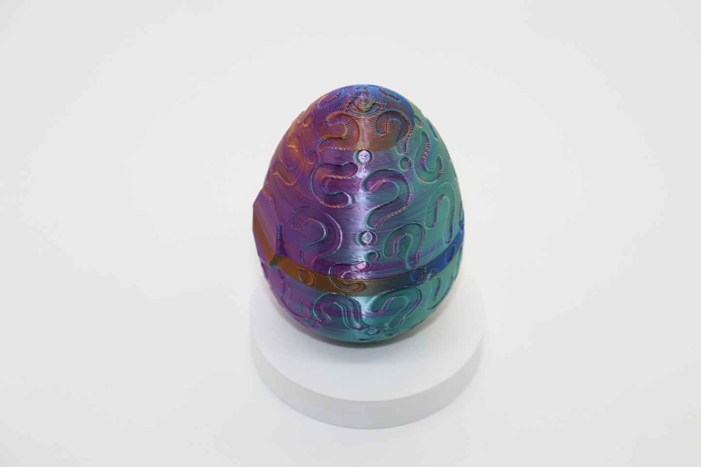 Mystery Egg – A Surprise Mini Awaits Inside!