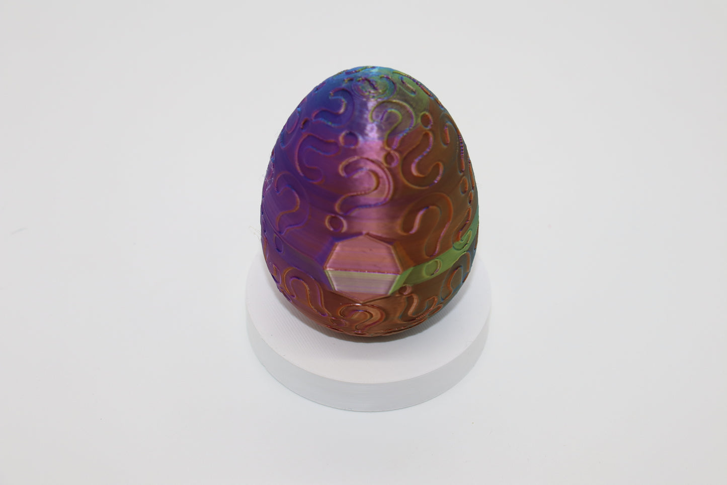Mystery Egg – A Surprise Mini Awaits Inside!