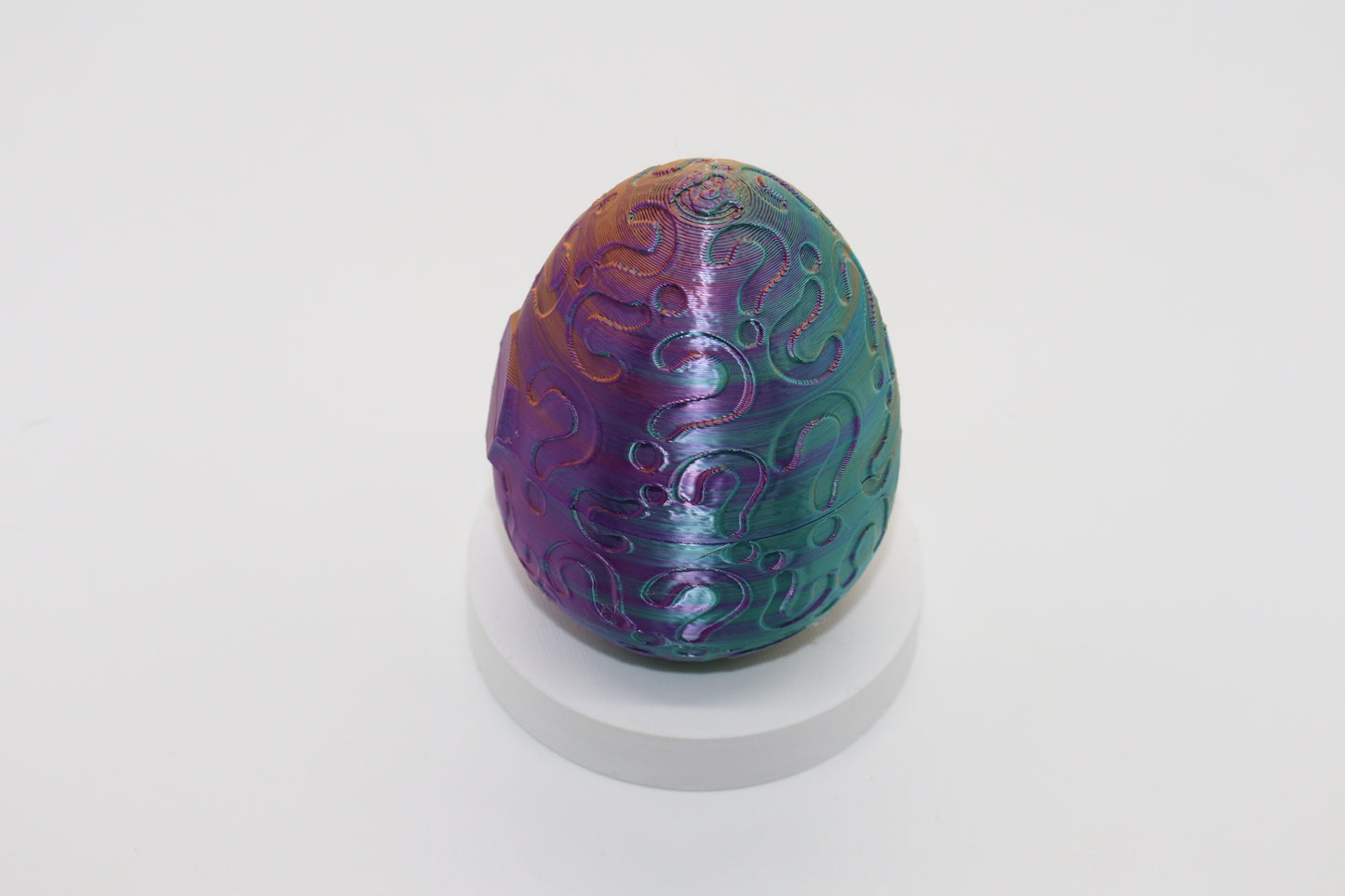 Mystery Egg – A Surprise Mini Awaits Inside!