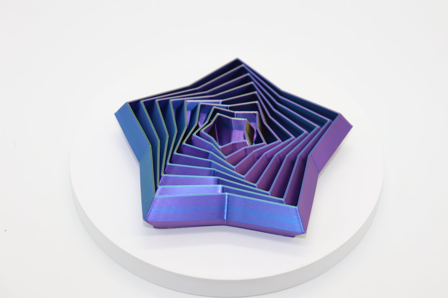 Expanding Star – Twist, Stretch, and Shine with Motion